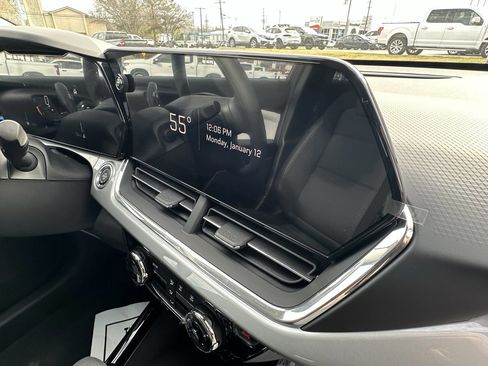 New 2026 Chevrolet Trax LT image 11