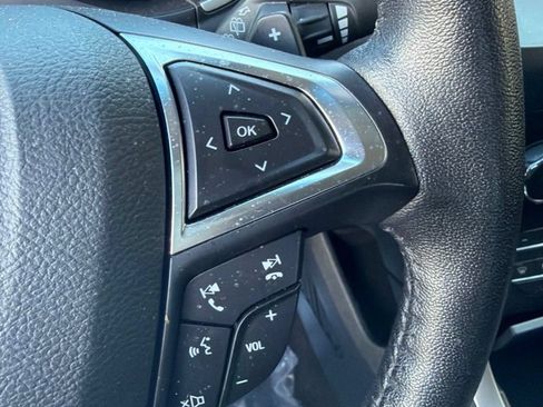 Used 2019 Ford Edge SEL w/ Equipment Group 201A AWD/4WD image 15