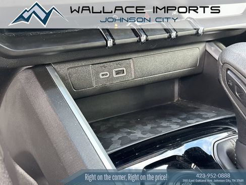 Used 2024 Chevrolet Colorado Trail Boss w/ Technology Package image 29