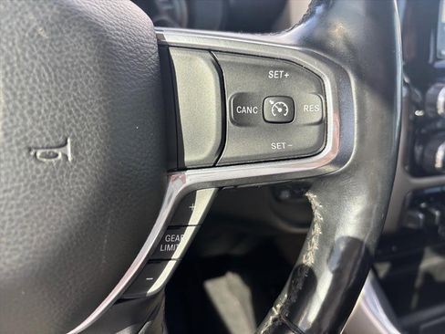 Used 2019 RAM 1500 Laramie image 17