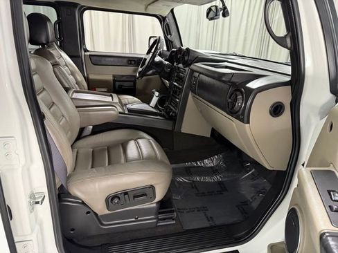 Used 2005 HUMMER H2 w/ Chrome Appearance Package image 7