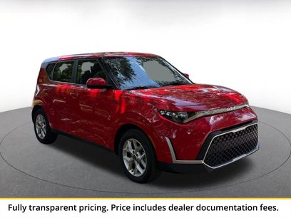 Used 2025 Kia Soul LX w/ LX Technology Package