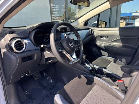Used 2025 Nissan Versa SV w/ Trunk Package FWD image 12