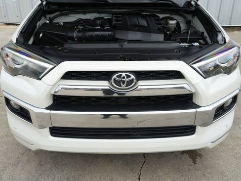 Used 2019 Toyota 4Runner Limited image 7