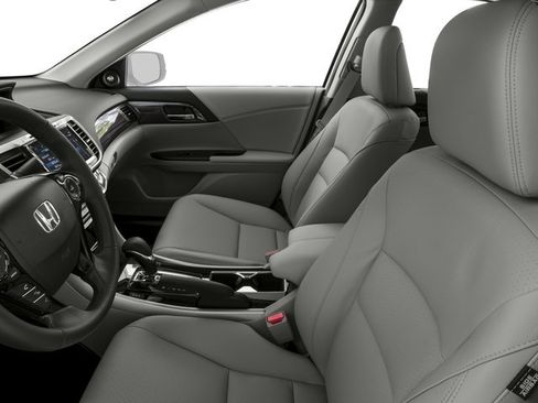 Used 2016 Honda Accord EX-L image 8