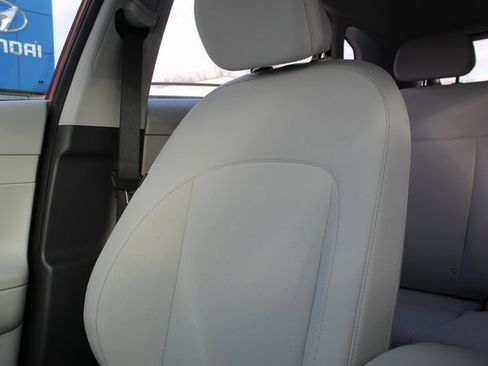 New 2026 Hyundai Kona SE image 25