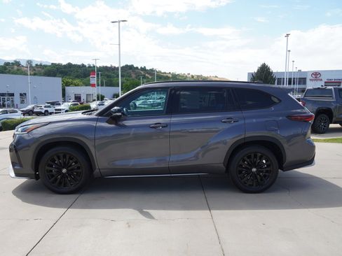 Certified 2024 Toyota Highlander XSE image 5