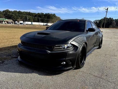 Used 2020 Dodge Charger R/T w/ Blacktop Package image 1