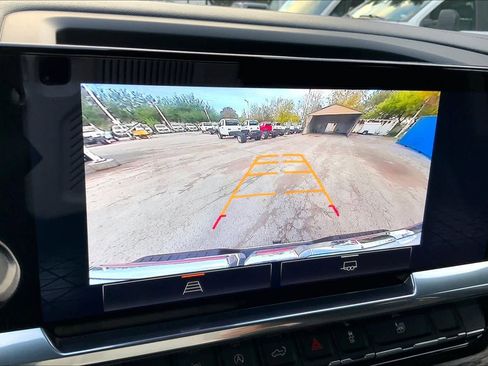 Used 2025 GMC Sierra 1500 SLT image 26