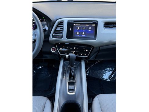 Used 2016 Honda HR-V EX image 18