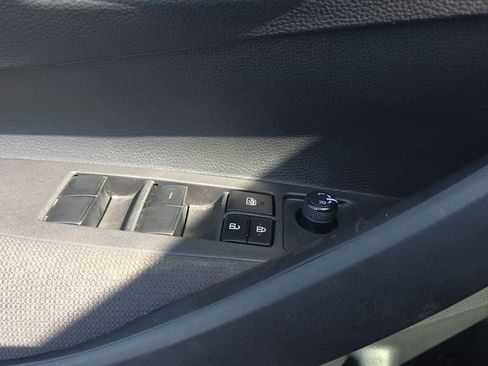 Used 2024 Toyota Corolla LE FWD image 19