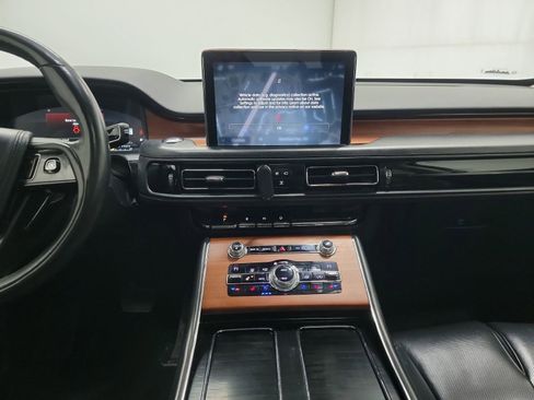 Used 2020 Lincoln Aviator Reserve w/ Equipment Group 202A image 20