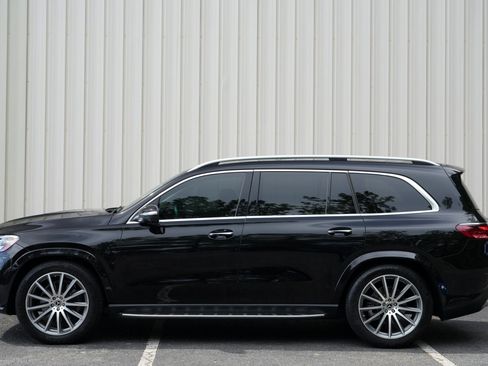 Used 2024 Mercedes-Benz GLS 580 4MATIC image 53