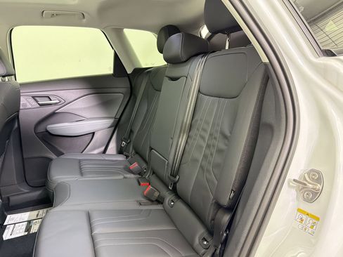 New 2026 Audi Q3 quattro 2.0T AWD/4WD image 23