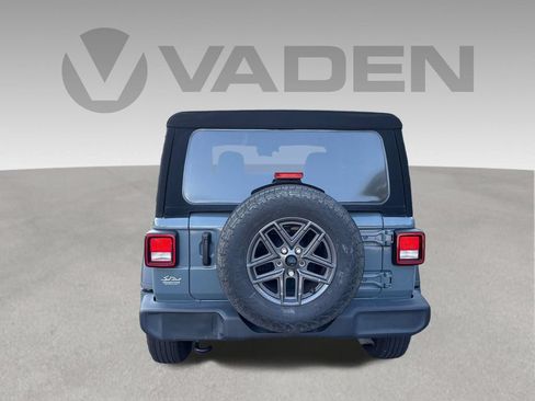 Used 2024 Jeep Wrangler Sport AWD/4WD image 27