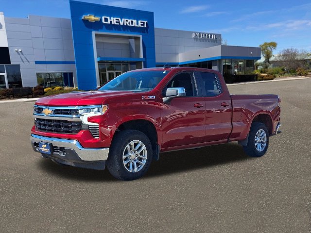 Used 2024 Chevrolet Silverado 1500 LT w/ Z71 Off-Road Package AWD/4WD image 34