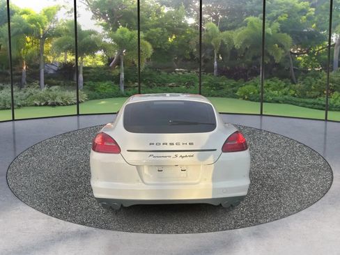 Used 2012 Porsche Panamera S RWD image 6