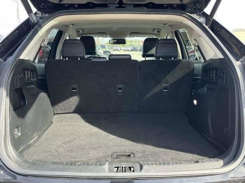 Used 2022 Ford Edge Titanium image 20