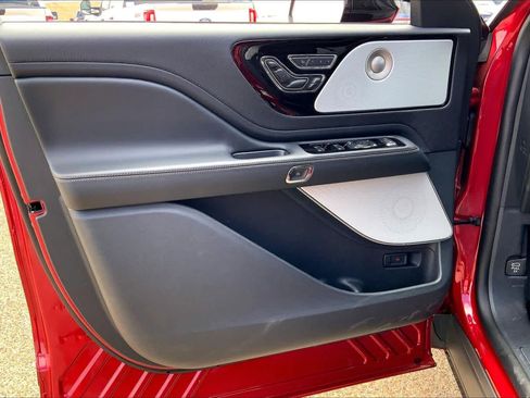 New 2026 Lincoln Aviator Reserve AWD/4WD image 10