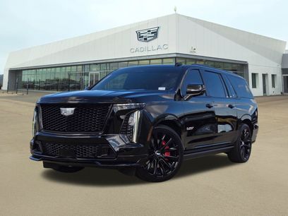 Used 2025 Cadillac Escalade ESV V