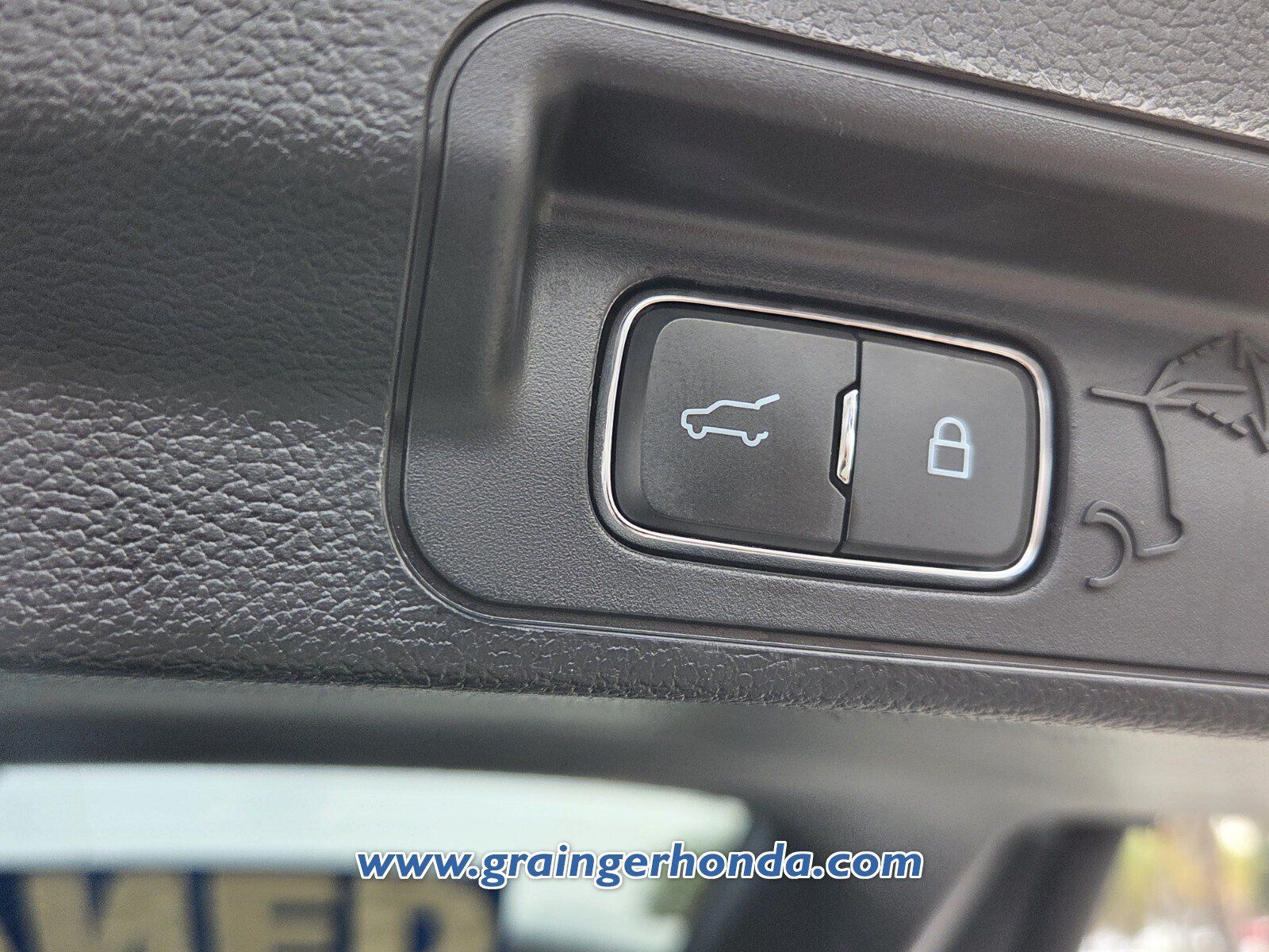 Used 2023 Ford Explorer Limited RWD image 13
