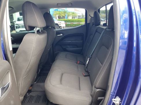 Used 2016 Chevrolet Colorado LT w/ LT Convenience Package RWD image 9
