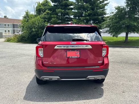Used 2020 Ford Explorer XLT w/ Equipment Group 202A AWD/4WD image 5