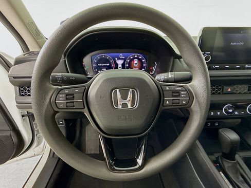 Certified 2023 Honda Accord EX image 9