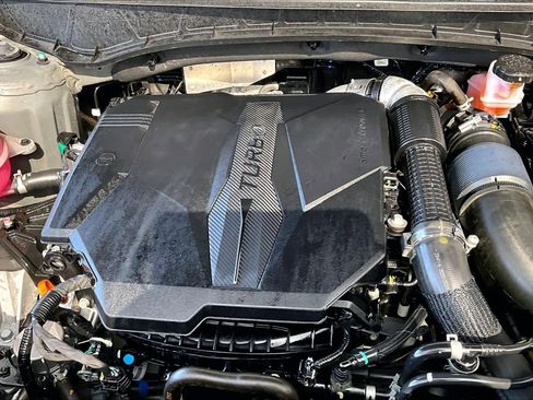 Used 2024 Hyundai Santa Cruz Night image 32