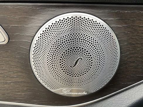 Used 2020 Mercedes-Benz GLC 300 4MATIC w/ Parking Assistance Package image 21