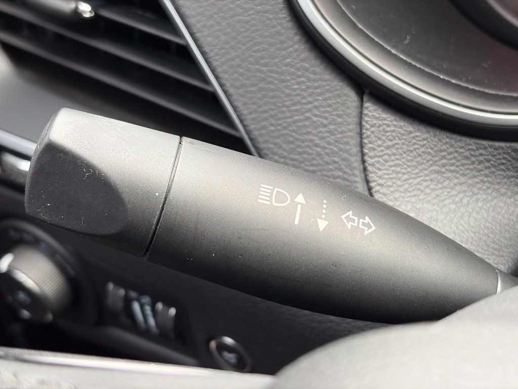 Used 2023 Jeep Cherokee Altitude Lux AWD/4WD image 27
