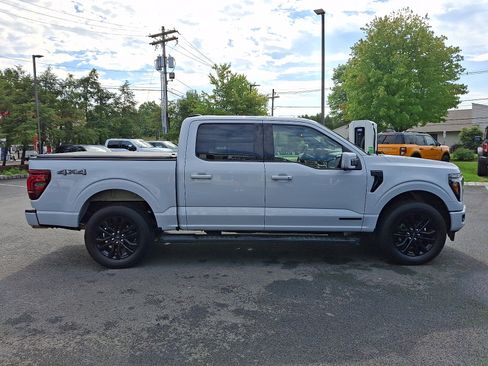 Used 2025 Ford F150 Lariat w/ Equipment Group 501A Mid AWD/4WD image 4