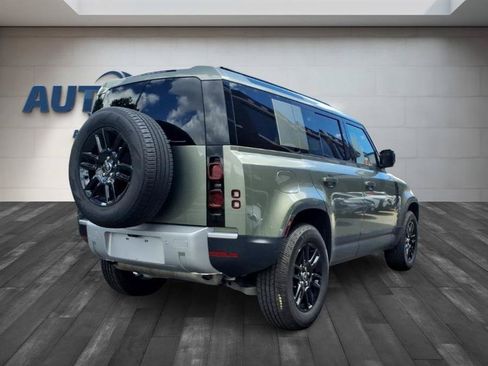 Used 2025 Land Rover Defender 110 S AWD/4WD image 5
