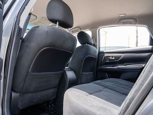 Used 2015 Nissan Altima 2.5 S w/ Sport Value Package FWD image 17