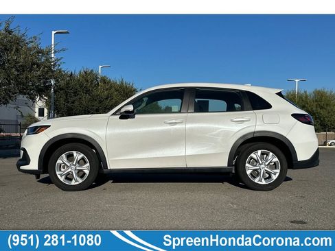 Used 2024 Honda HR-V LX image 1