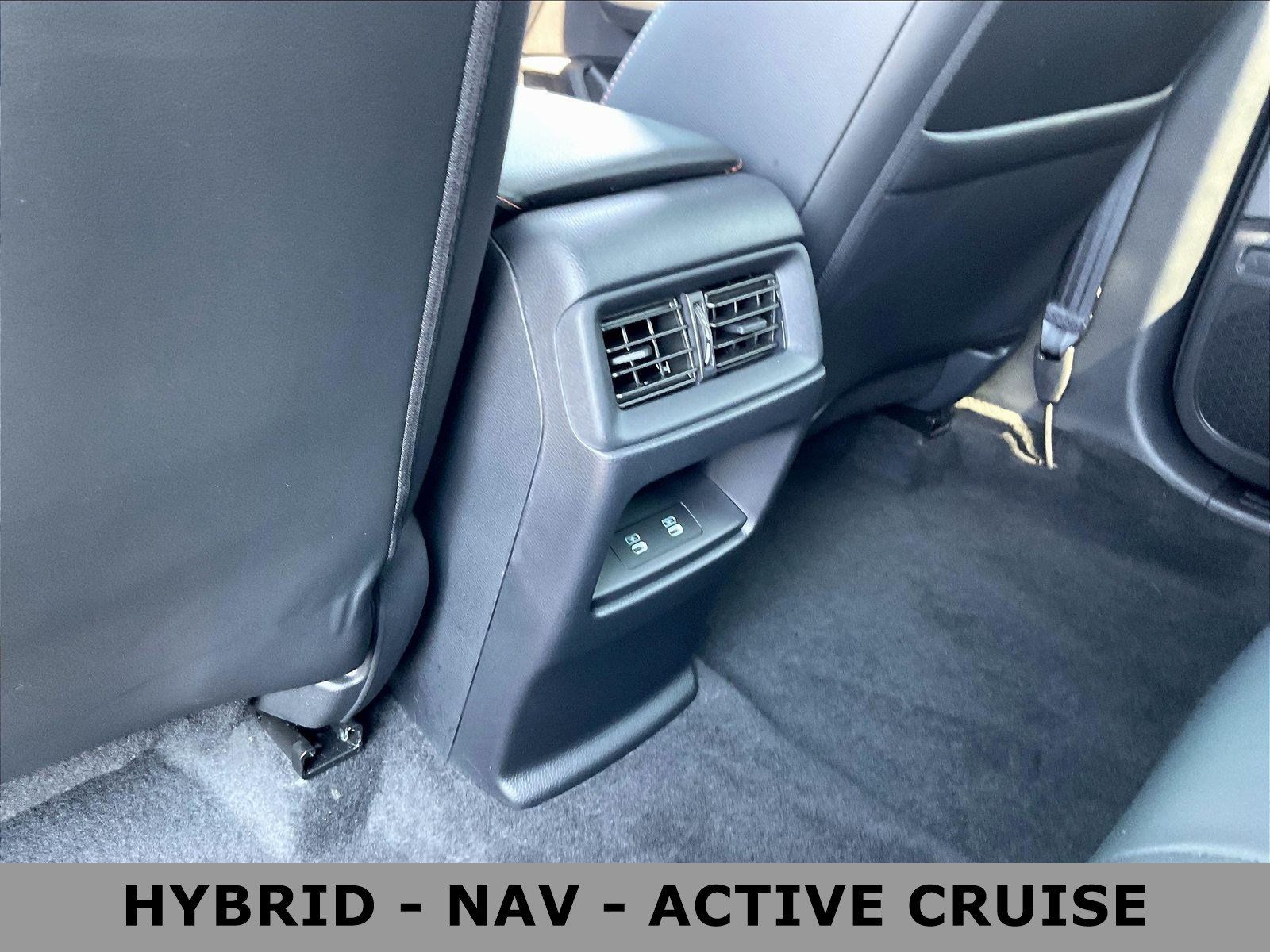 Used 2024 Honda CR-V Sport Touring image 10