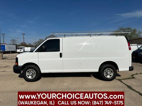Used 2016 Chevrolet Express 2500 RWD image 6