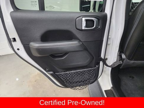 Certified 2021 Jeep Gladiator Overland w/ Popular Equipment Package AWD/4WD image 21