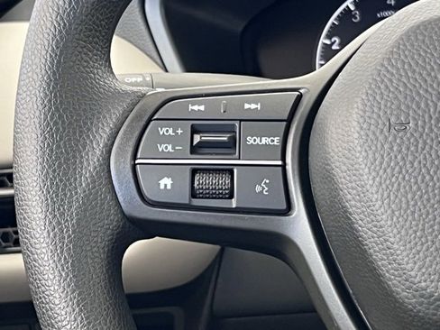 New 2025 Honda HR-V LX image 30