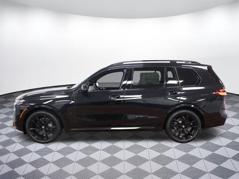 Used 2025 BMW X7 xDrive40i w/ M Sport Package AWD/4WD image 2