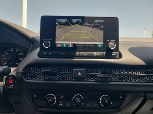 Certified 2025 Honda HR-V Sport image 21