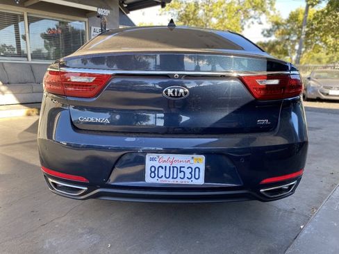 Used 2017 Kia Cadenza Limited FWD image 34