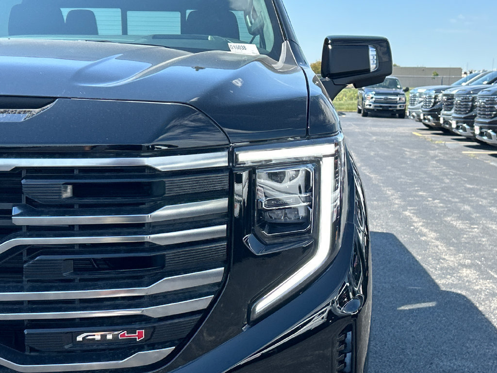 New 2026 GMC Sierra 1500 AT4 w/ AT4 Premium Package AWD/4WD image 11