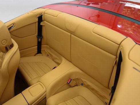 Used 2010 Ferrari California RWD image 31