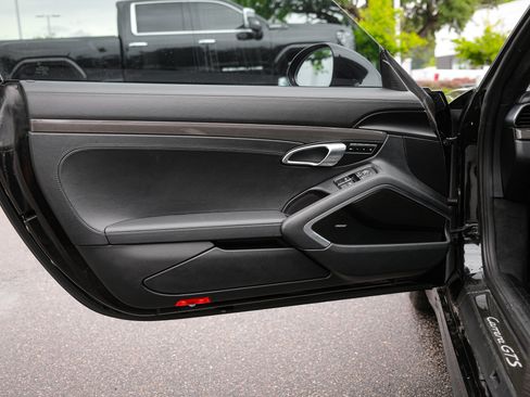 Used 2019 Porsche 911 Carrera GTS RWD image 14