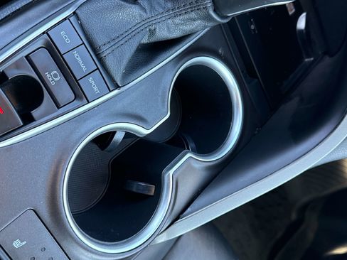 Used 2023 Toyota Camry XLE image 20