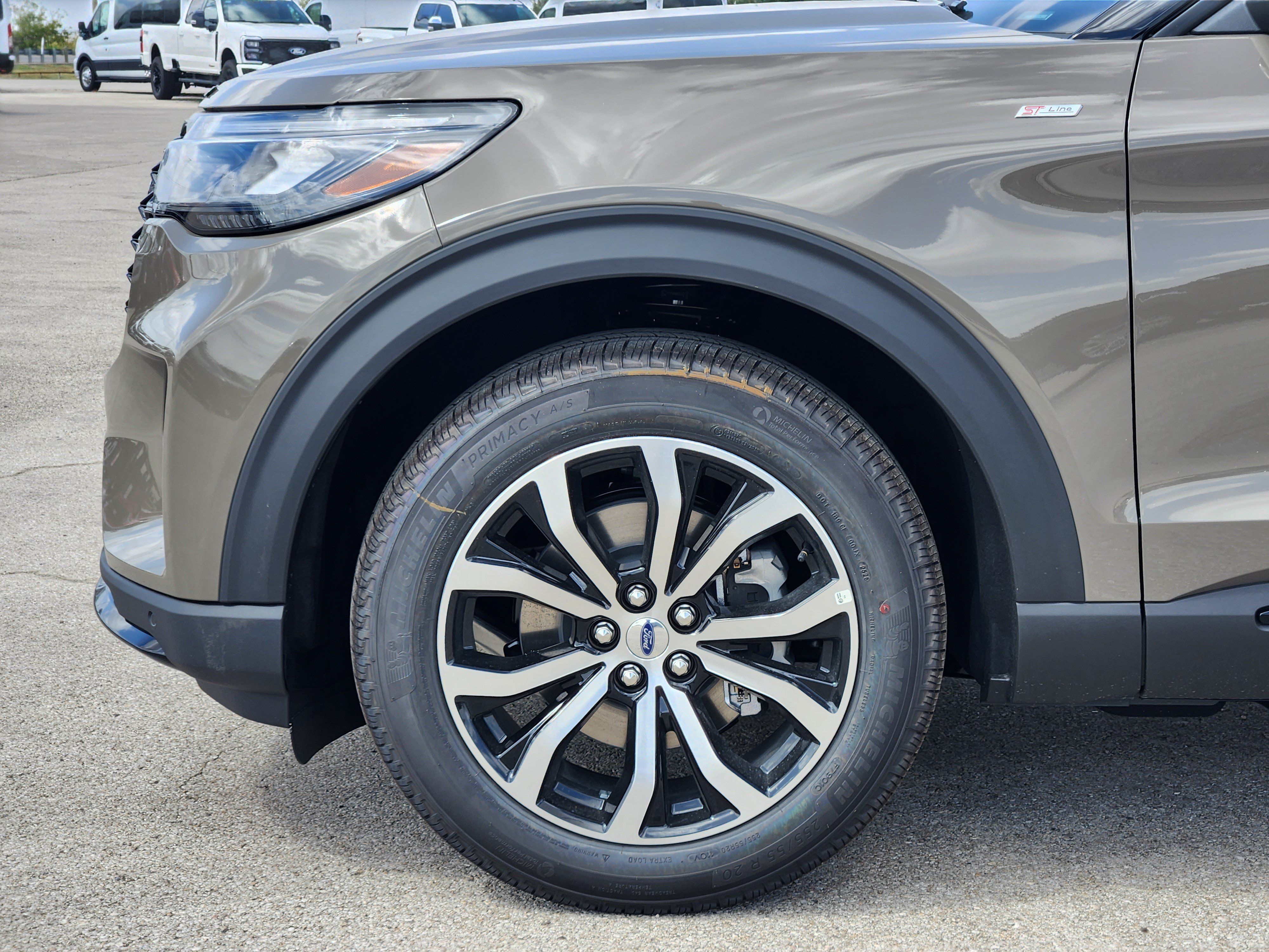 New 2026 Ford Explorer ST-Line RWD image 6