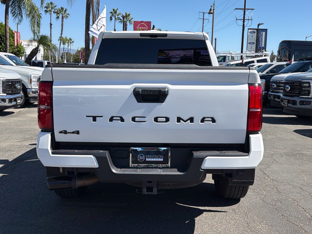 Used 2025 Toyota Tacoma 4x4 Double Cab image 11