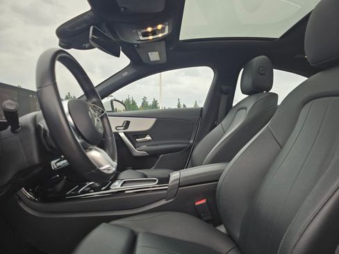 Used 2025 Mercedes-Benz CLA 250 4MATIC image 23