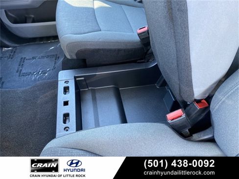 Used 2024 Ford F150 XLT image 34